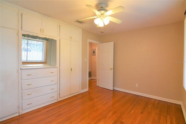 Building Photo - 3225 Palmer St