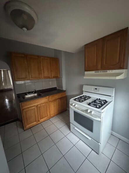 Building Photo - 4255 N 17th St