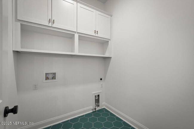 Building Photo - 196 Zephyr Dr
