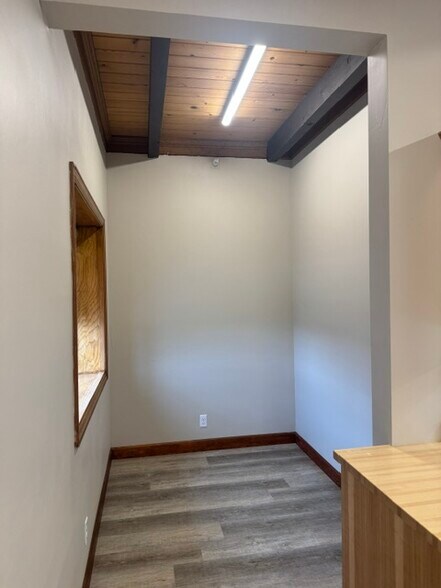 Building Photo - 611 L St
