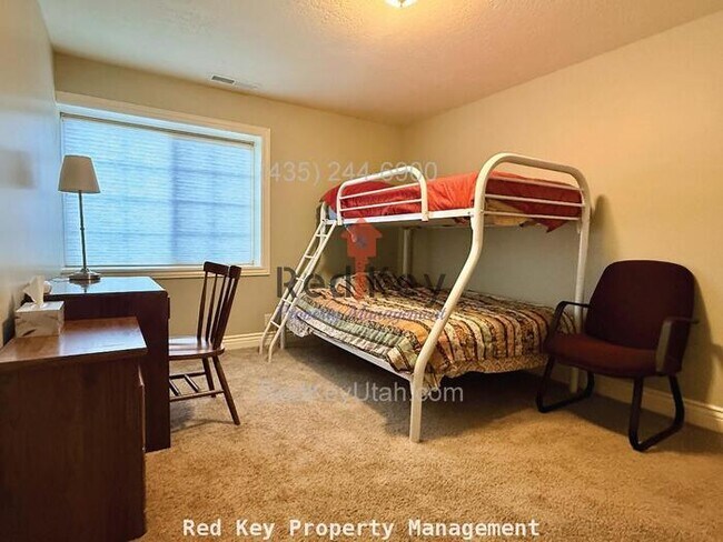 Building Photo - 739 Elk Meadow Loop