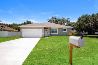 Building Photo - 453 Magpie Ct