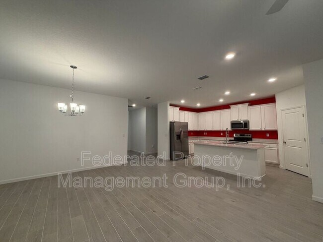 Building Photo - 2993 Crossfield Dr