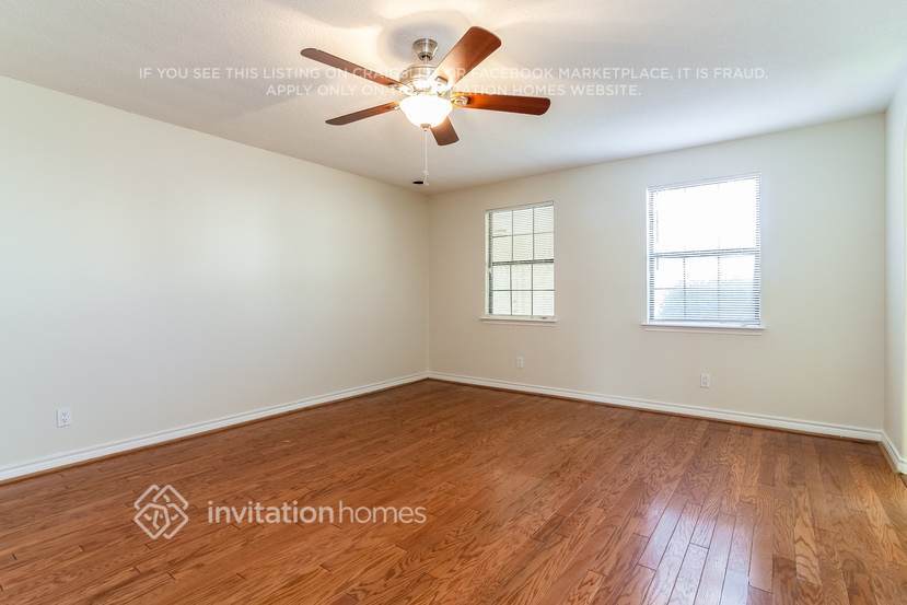 Building Photo - 10482 Twin Circles Dr