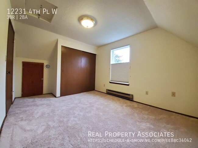 Building Photo - 12231 4th Pl W