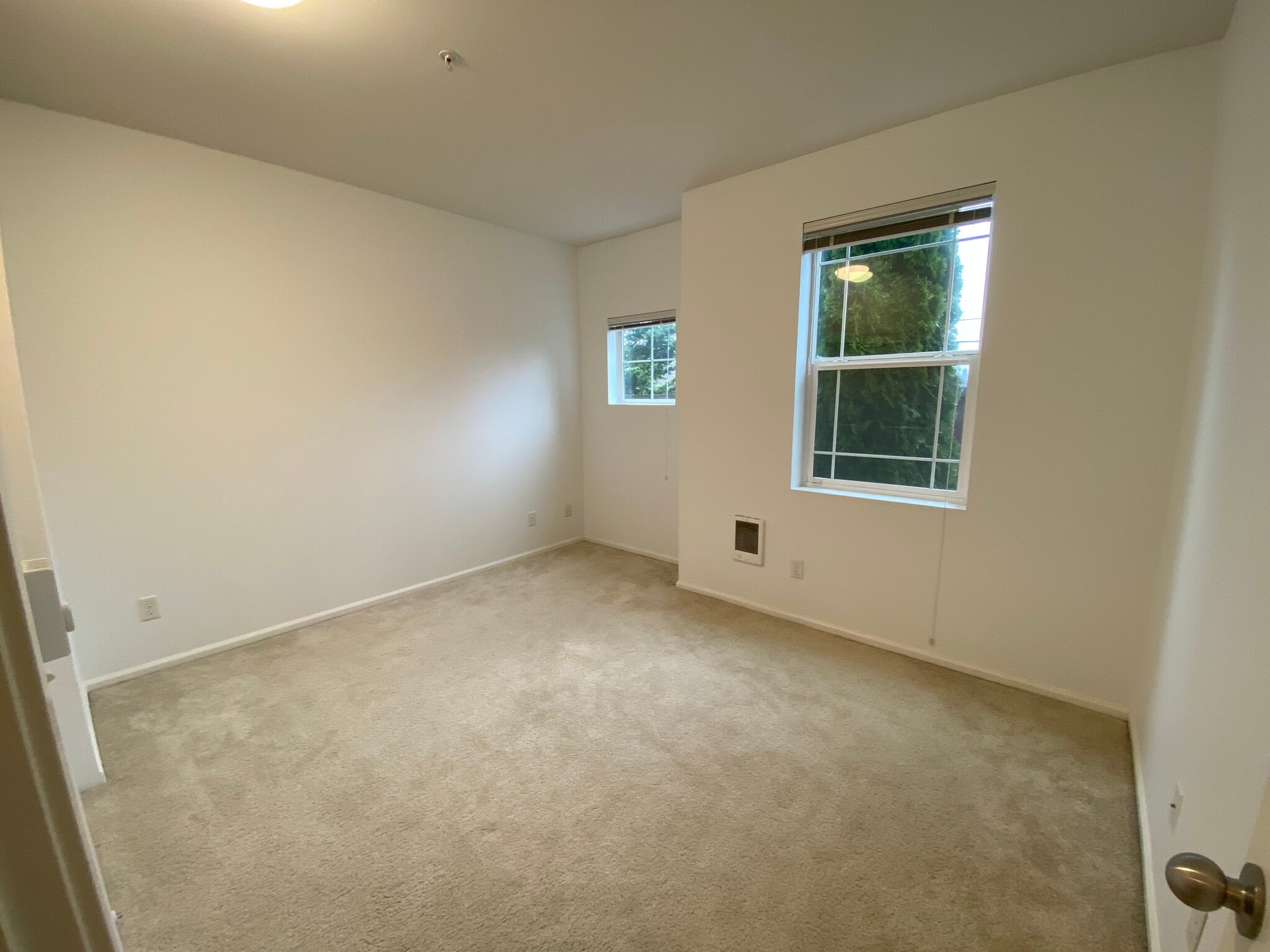 2nd Room - 15720 Manor Way