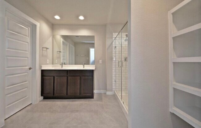 Building Photo - 7430 Victoria Brook Trace