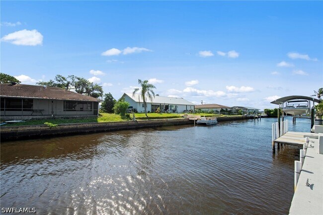 Building Photo - 7195 Reymoor Dr