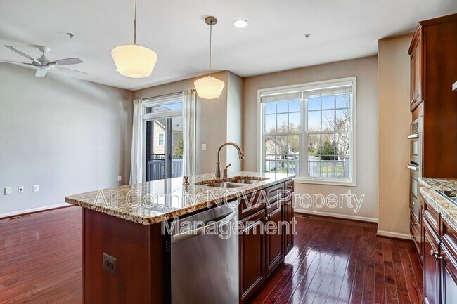 Building Photo - 1609 Poplar Run Dr