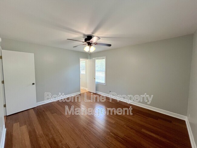 Building Photo - 17120 Green Hill Rd