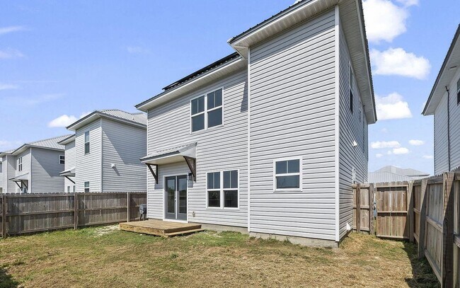 Building Photo - 432 Raven Ln