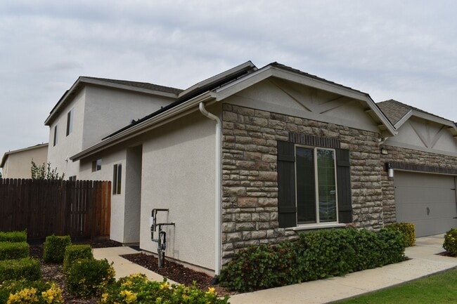 Primary Photo - 3751 De Soto Way