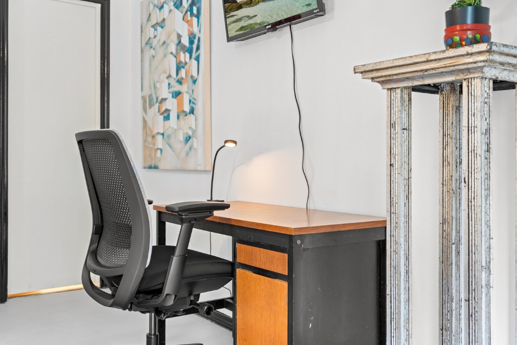 Building Photo - 5041 Cedar Springs Rd