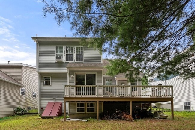 Building Photo - 25 Magnolia Ln