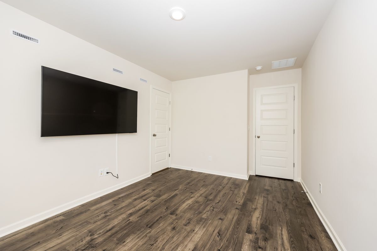 Building Photo - 615 Old Hickory Blvd