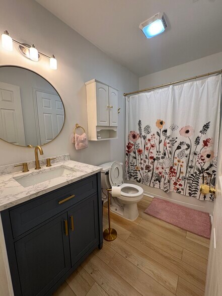 Building Photo - 602 Maplewood Ave