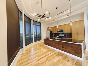 Building Photo - 300 St Joseph Pkwy