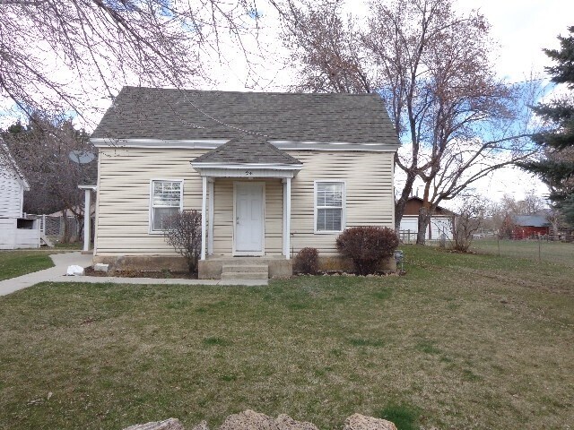 Building Photo - 94 W 250 N