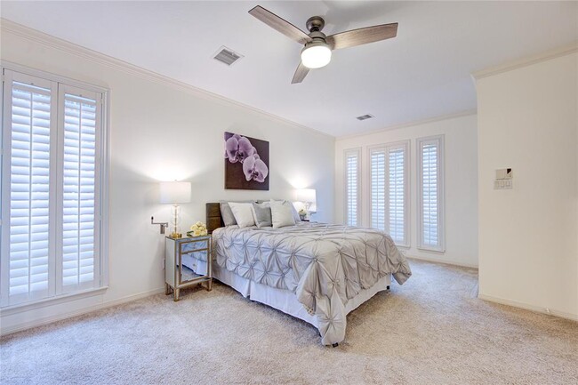 Building Photo - 13515 N Tracewood Bend