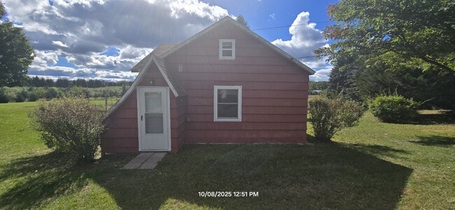 Building Photo - 2273 S County Line Rd