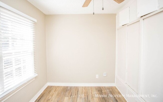 Building Photo - 2404 27th St