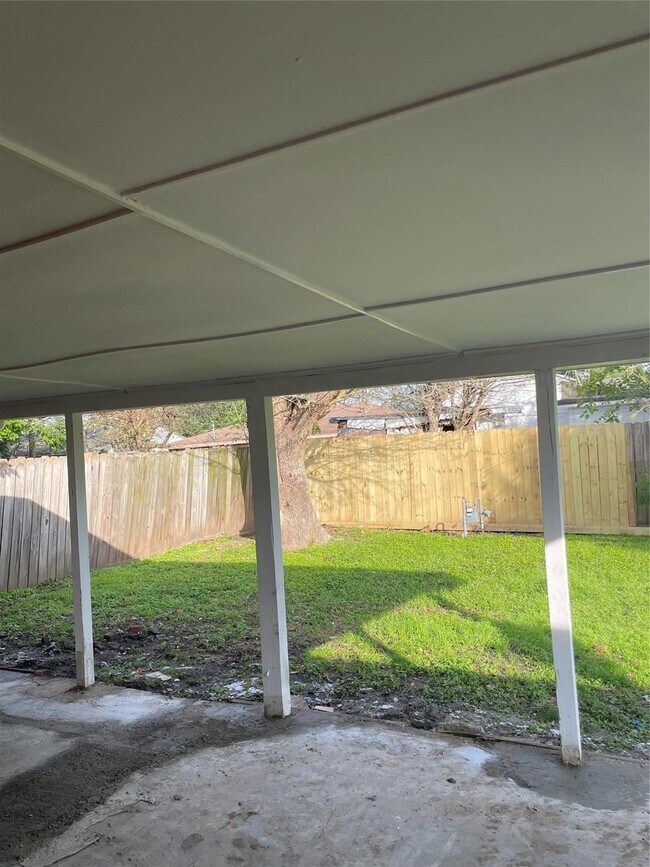 Building Photo - 3902 Heatherbloom Dr