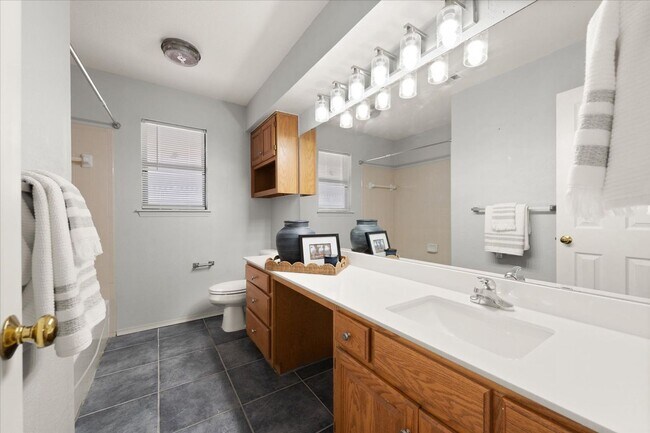 Building Photo - 1116 Earl A Rodkey Dr