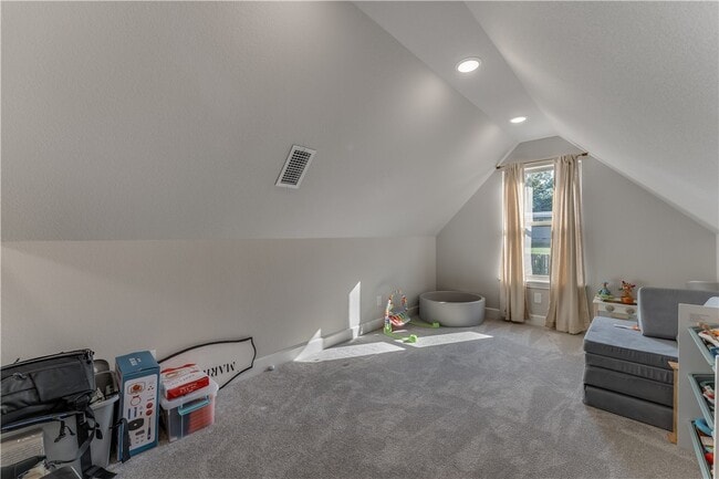 Building Photo - 13 Hinckley Cir