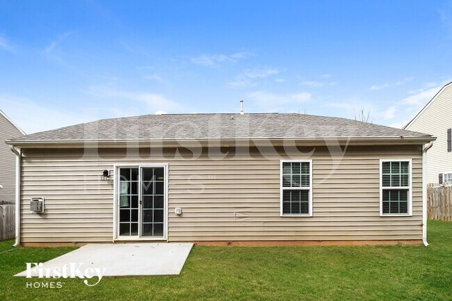 Building Photo - 1558 Weatherend Dr