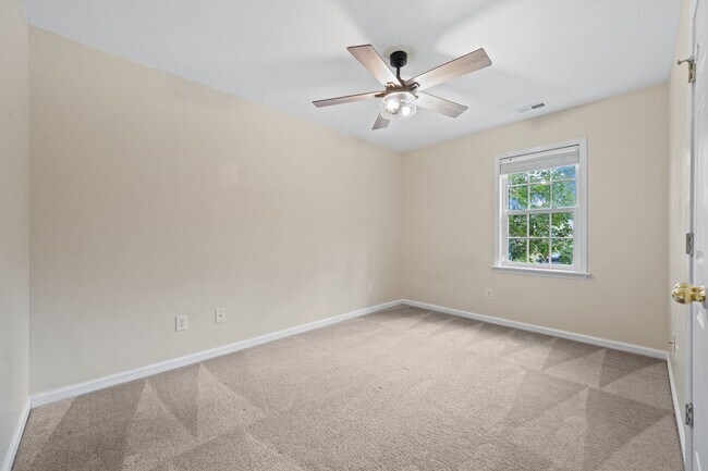 Building Photo - Welcome to Dartmoor Trail!