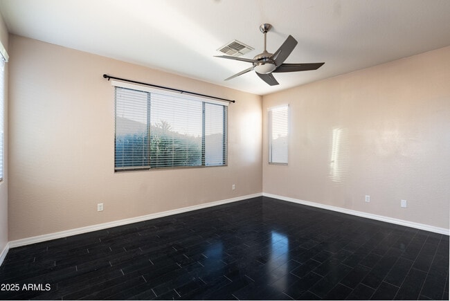 Building Photo - 453 W Lantana Pl