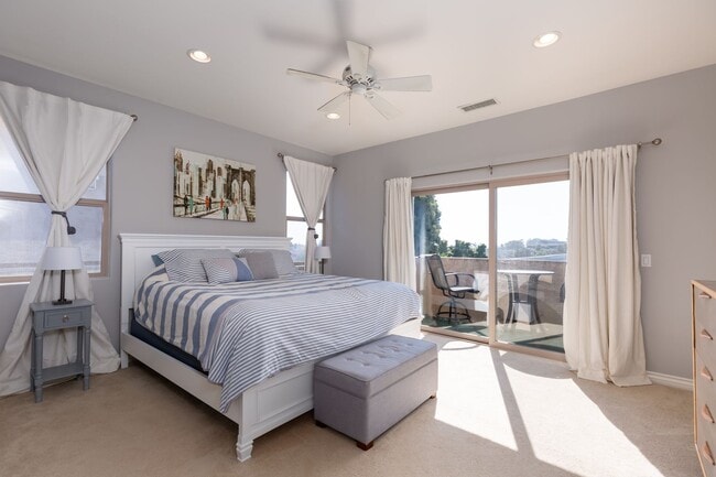 Building Photo - Luxury 2 Bedroom 2 Bath Townhouse w/ gourmet Kitchen in Mission Hills