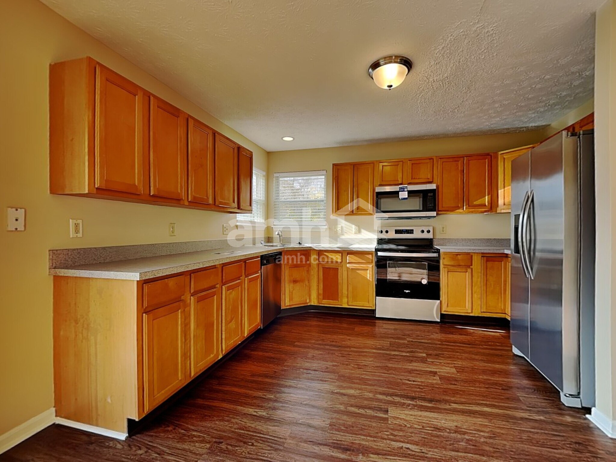 Building Photo - 5671 Longbow Dr