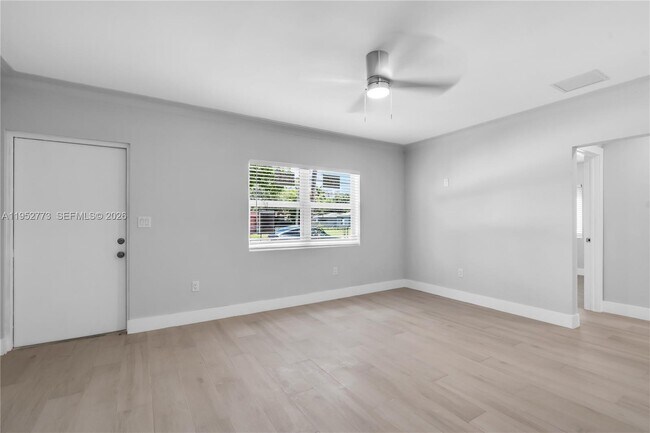 Building Photo - 351 NE 82nd St