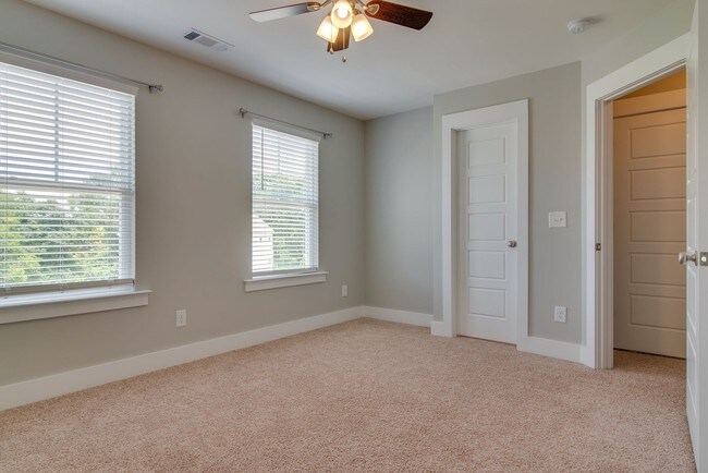 Building Photo - Beautiful Hermitage 3 Bed 2.5 Bath Home w/ Garage - Available For Lease Now!!!