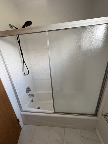 Bathroom - 18 Wordsworth Dr
