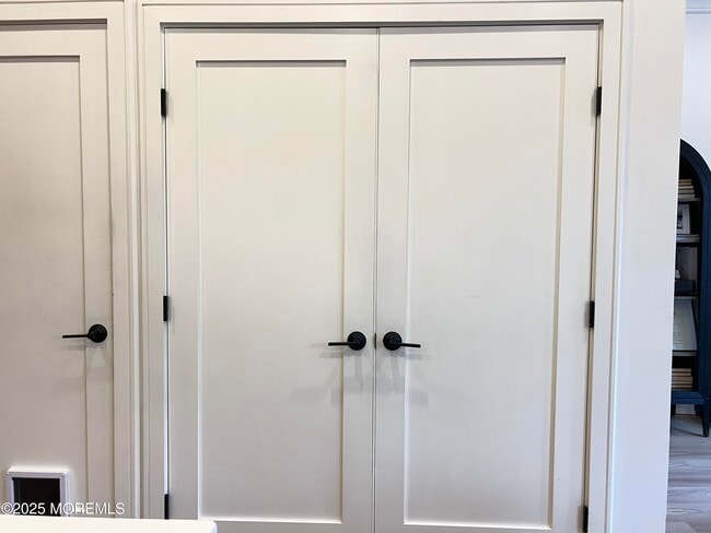 Building Photo - 164 Glenwood Ave