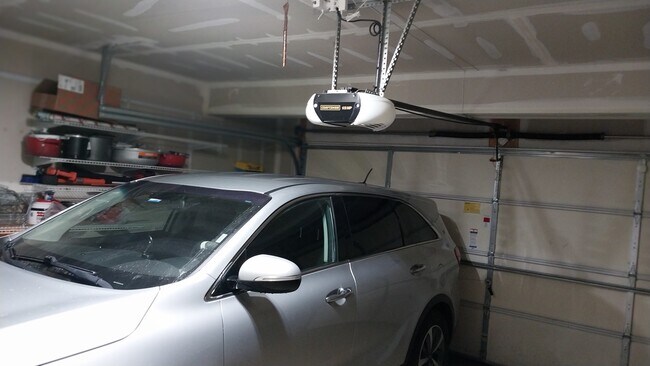 Building Photo - 12745 W Wakefield Dr