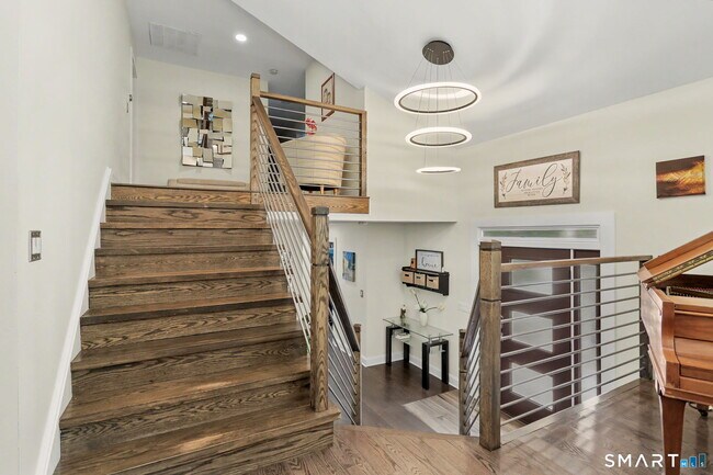Building Photo - 116 Beechwood Ln