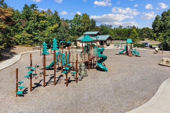 Building Photo - 2136 Norwood Ct