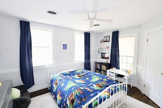 Building Photo - 10502 Crowncrest Ct