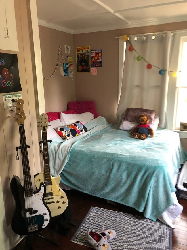 Building Photo - Marsh View Ranch