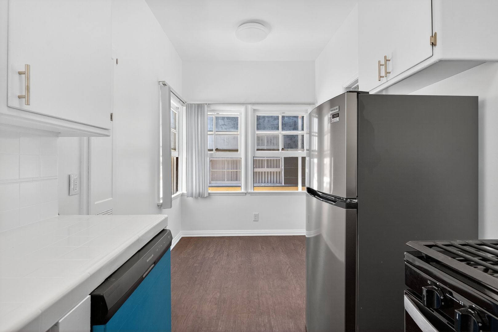 Building Photo - 4227-4233 Leimert Boulevard
