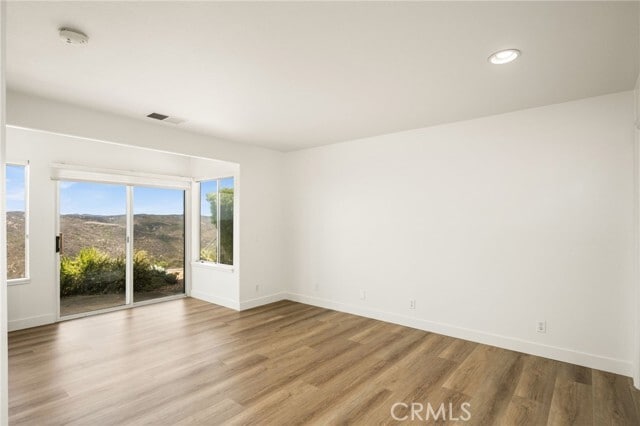 Building Photo - 1545 Skyline Dr