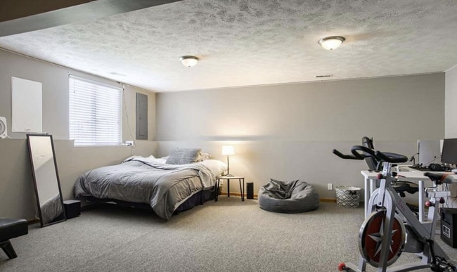 Building Photo - 4 Bdrm/3Bath Single Family Home