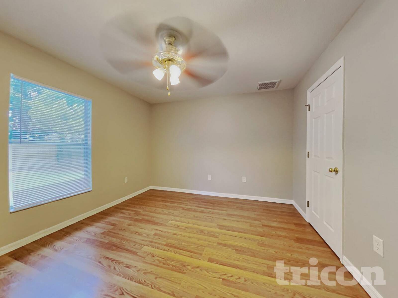 Building Photo - 1193 Sanger Ave