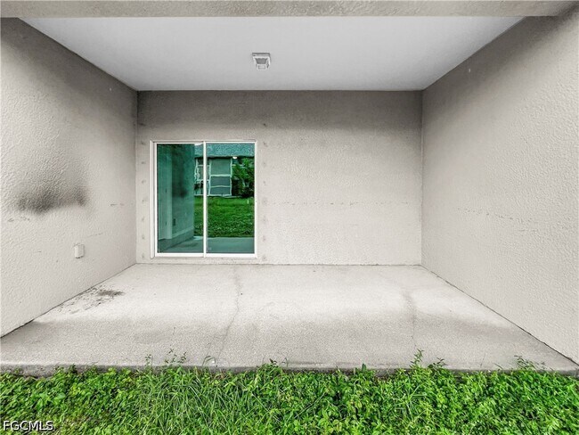 Building Photo - 1322 Trafalgar Pkwy