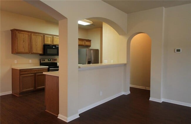 Building Photo - 9600 Magna Carta Loop