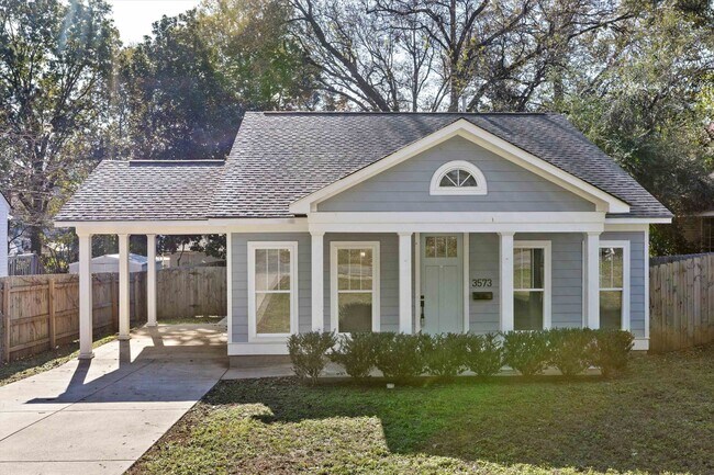 Primary Photo - 3573 Douglass Ave