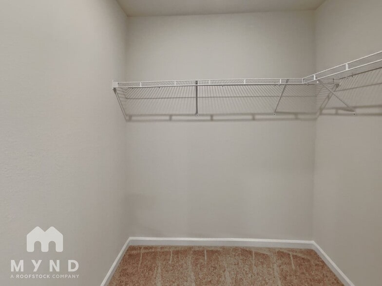 Building Photo - 415 Ivy Bank Dr